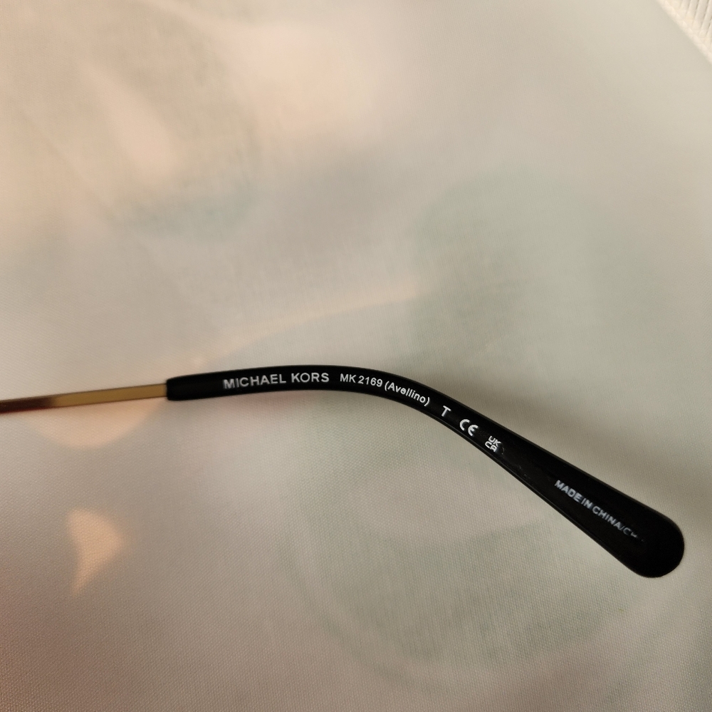 Michael Kors Sunglasses - Picture 8 of 9